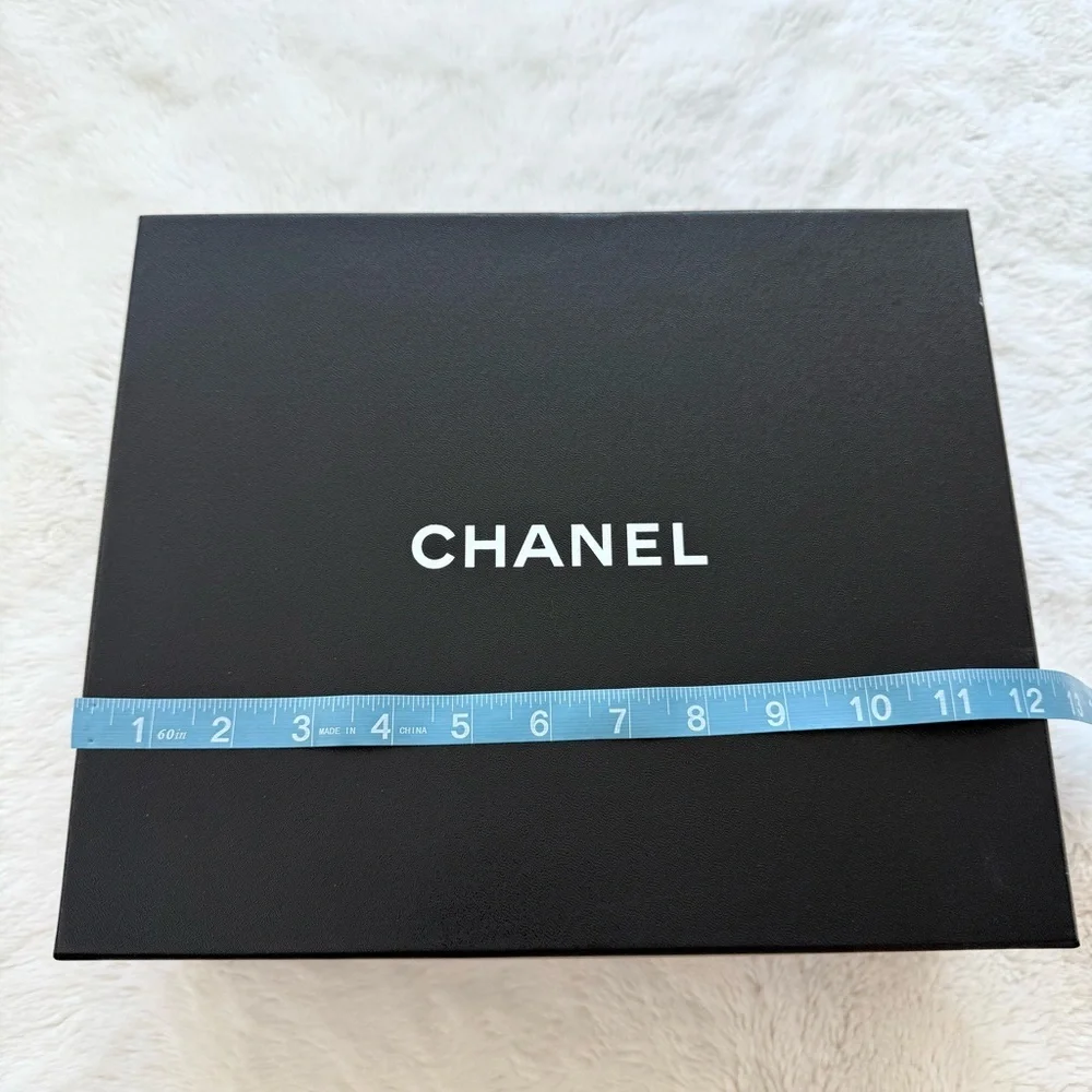 CHANEL new women